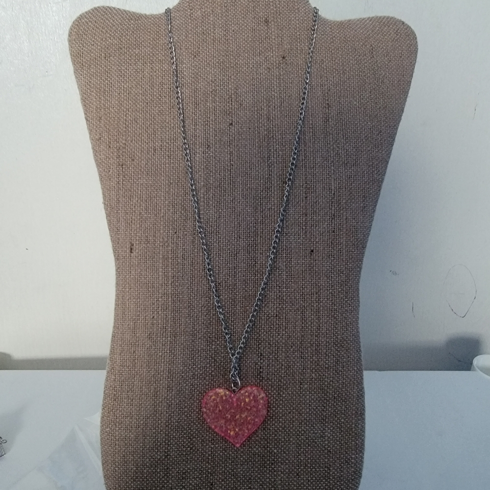 SPARKLING PINK HEART 💕 NECKLACE